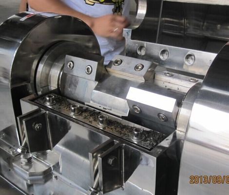 薬/化学薬品/食糧のための普遍的な超良い粉の粉砕機