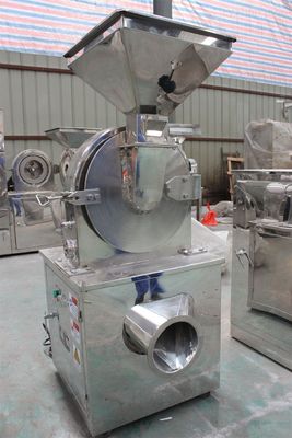 チリ パウダーの粉砕機100kg/H- 300kg/Hのスパイスの粉砕機機械
